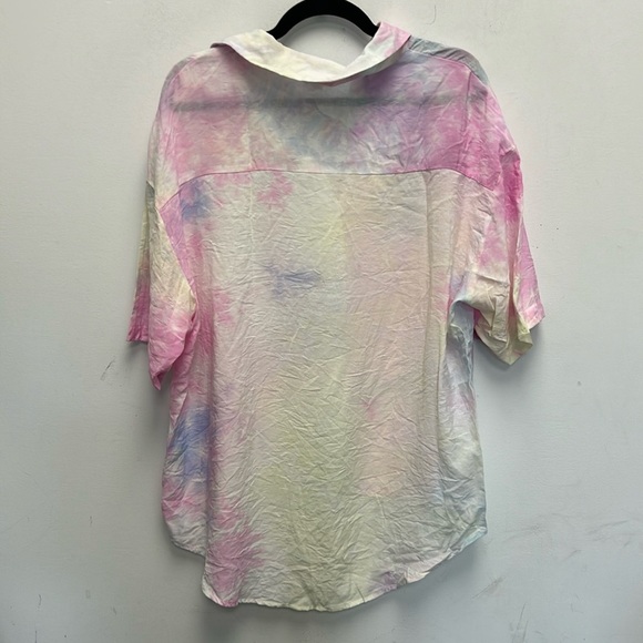 POL tie dye button down - Picture 4 of 6